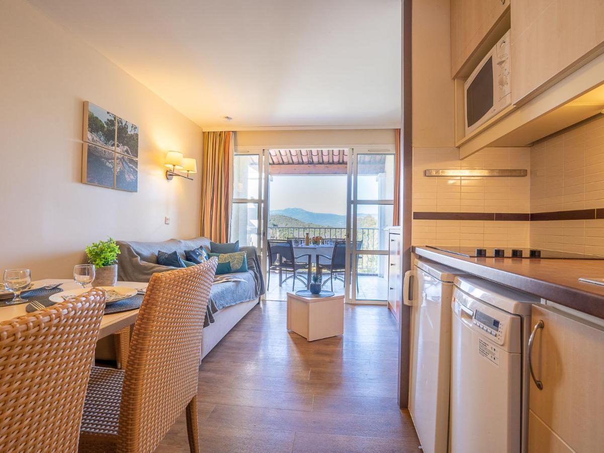 Apartment Village Cap Esterel - L'esquinade-32 By Interhome
